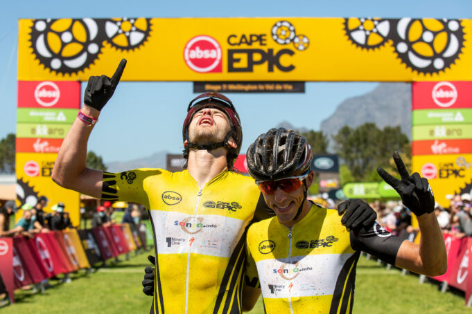 Jordan Sarrou remporte la Cape Epic avec Matt Beers !