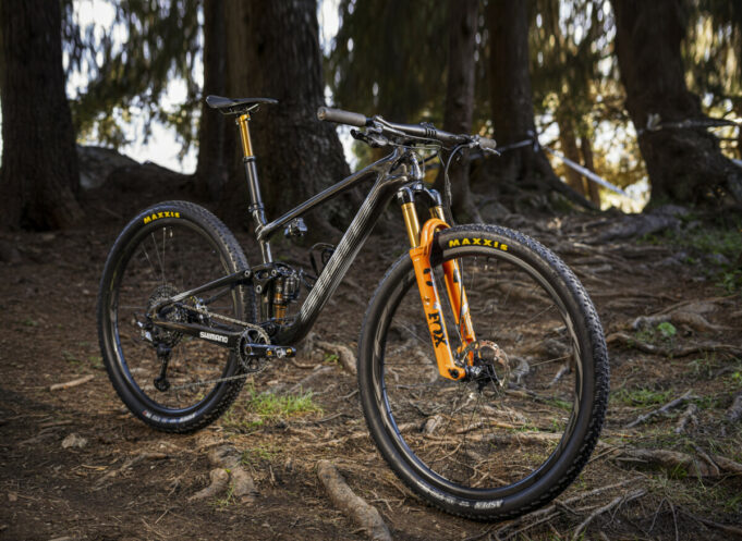 Nouveau Giant Anthem Advanced Pro 29