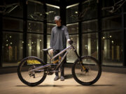 Brett Rheeder rejoint Commençal