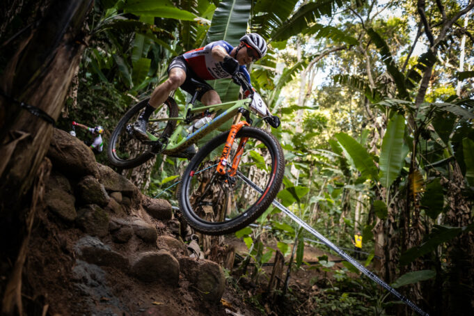 Coupe du monde #1 au Brésil : Schurter et MacConnel s’imposent !