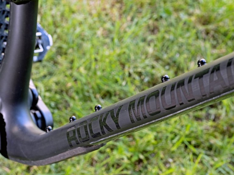 rocky mountain element carbon 90