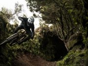 Bluegrass Vanguard Enduro X Les Orres