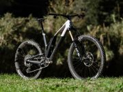 Unno Ikki Race et Factory