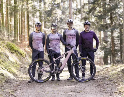 Adrien Dailly rejoint le Moustache SR Suntour Team